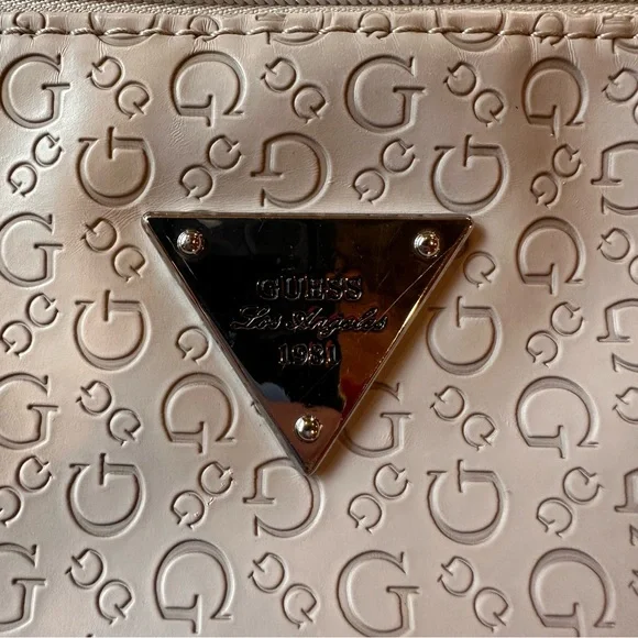 Guess Crossbody Purse - Picture 2 of 8